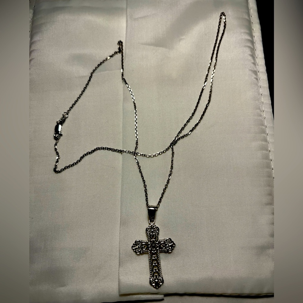 Beautiful White Solid Gold Cross Necklace 18 inches long
